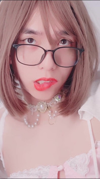 Cute Asian Sissy JOI Cumshot