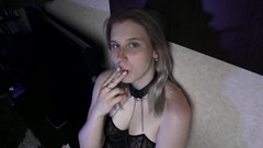 MertyXXX: Kouření na vysokých podpatcích