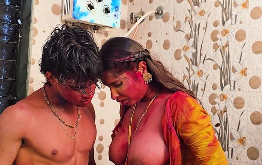 Hot Indian Desi Couple Holi Special Romance