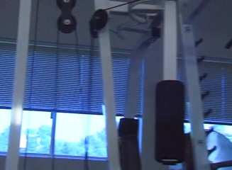 Black Jass: 大奶子乌木护士让她珍贵的阴户被纹身病人性交
