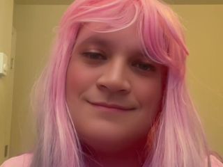 Jennycakes69: Slut Trans Jenny