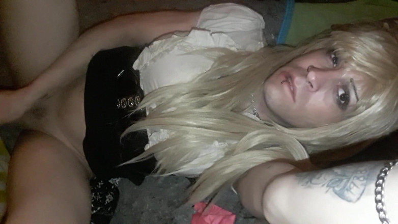 Thirty six - Jessy 9a: Sissygasm se masturbe - Jessy 9a