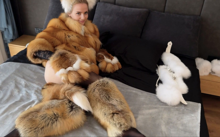 Ruda Cat: Crazy Furry Sex! Fur Coat, Furry Anal Plug and a...