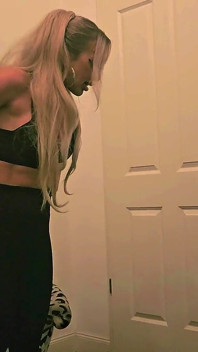 Sheela Sinner Strikte Verbale Vernedering Stofzuigende Straf Reuzine POV