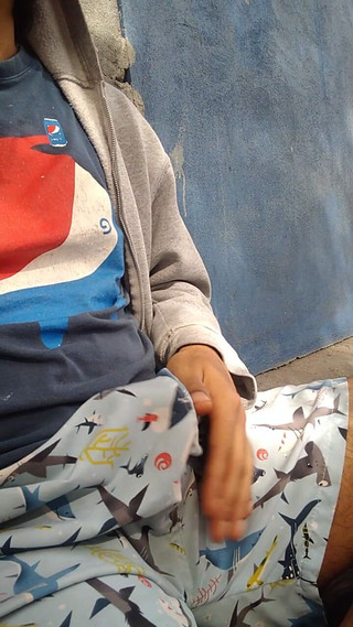 AlexAlejandro13: Ich wünsche Ihnen einen guten Nachmittag