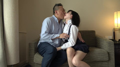 Raptor Inc: Une fille sérieuse et magnifique sort de la fac et...