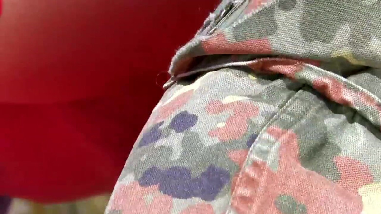 Real Anal Stories: Ragazza militare sbattuta analmente all'aperto