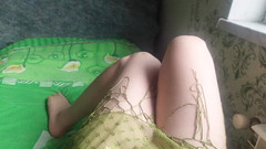 Kitty_Cross: 性感的沙漠舞者连衣裙穿着白色可爱的腿光滑的皮肤