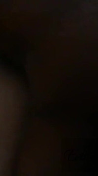 Ragazza dal culo grosso si fa leccare e trapanare la figa