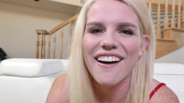 Lethal hardcore videos: La belleza rubia Nikki Sweet saca al padrastro de su...