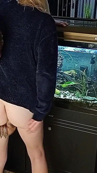 Minyon sarışın girlfriemd'i parmakla sikiyorum