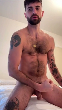 Petite vidéo solo de moi dans mon jockstrap papi bleu