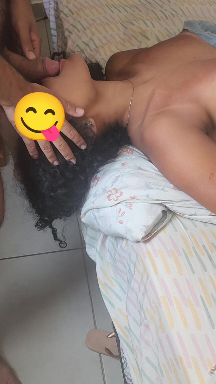 Pietro Montoya: Fare sesso con la gola della mia schiava dopo averle...