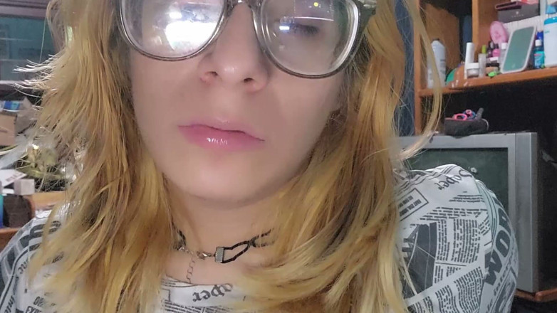 Crystal Phoenix: Trans kız arkadaş asmr