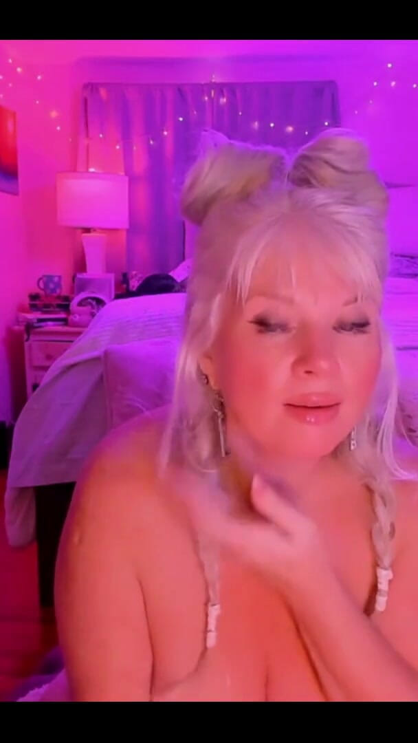 PaintedRose Taboo Femdom Fetish MILF: Blooper Lol