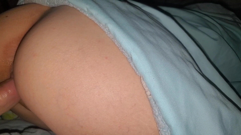 Amateurs Undercover: Los amigos se follan a mi esposa toda la noche