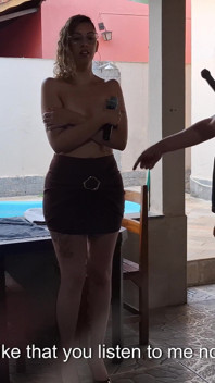 ชีวิตนักข่าวสดไม่ได้ง่ายเลย
