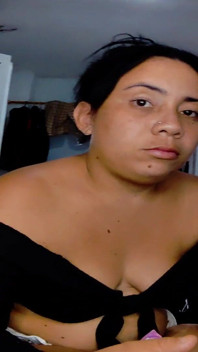 Midget Undressing for the Show