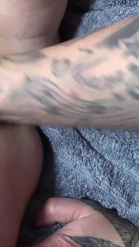 Mackenzie Page et Cheyenne se font baiser