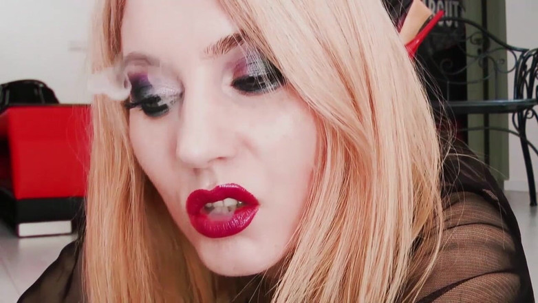 Goddess Celine: Penguasaan pantyhose