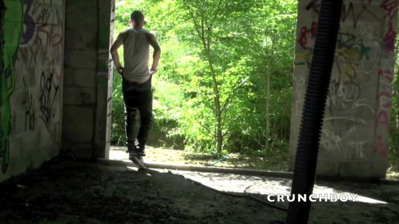 Crunch Boy: two young french dudes fucking in exhib outdoor place