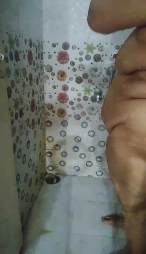 Telugu-fuckers: Desi Hot Bigboobs Puffy Nipples Aunty Nude Bathing Show for...