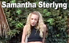 Edge Interactive Publishing: Samantha Sterlyng pullaside chcaní u bazénu