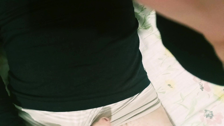 amateurbrazilian: Gay Masturbující Se Svým Malým Penisem