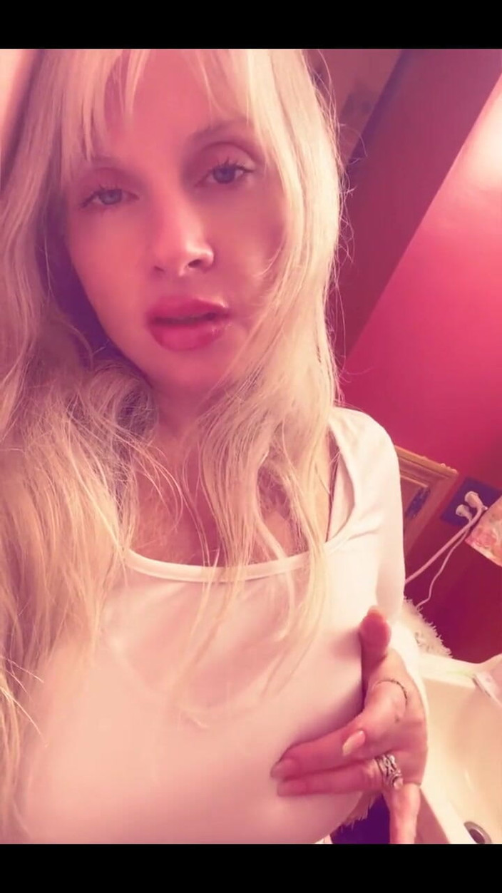 PaintedRose: ¿La quieres?