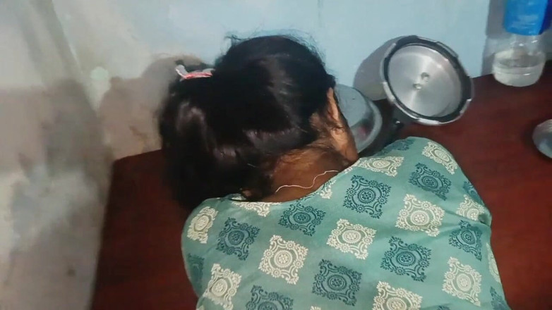 Tip_top_mall: Bhabhi cheting với chồng