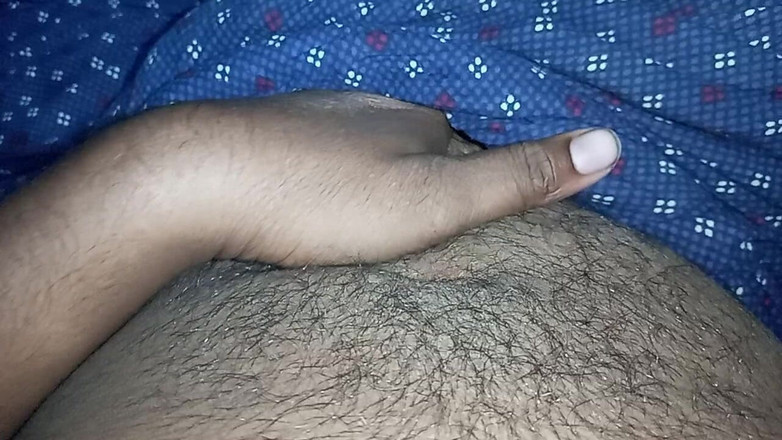 Sweet Indian cock: Indický gay kluk sání a lízání prsou
