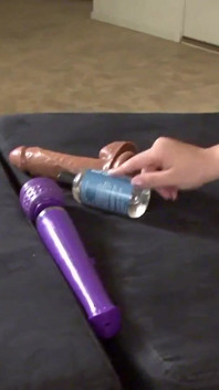 Amateur Paige Pretty fucks herself with toys