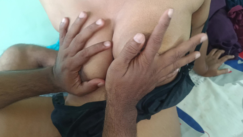Laxi ammu: Hot Bhabhi Cute Pussy