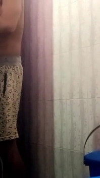 Indian Stepsister in Law Fucked by Her Stepbrother in Law at Bathroom