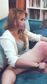Sexuelles spanking mit ehemann