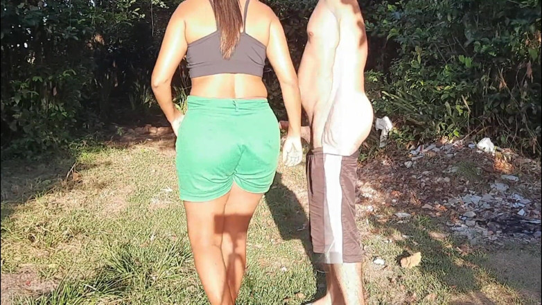 Novinha Insaciavel: Ублюдок отвел меня в лес и съел мою задницу