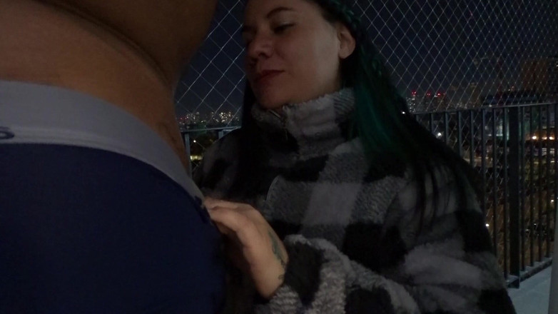 HaremMasterx: 발코니에서 펠라를 해주는 내 친구