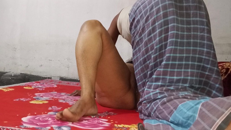 SAFI TV: Stiefmutter mit sexy Desi-videos zu hause