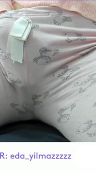 Masturbación en pijama - milf turca - porno turco