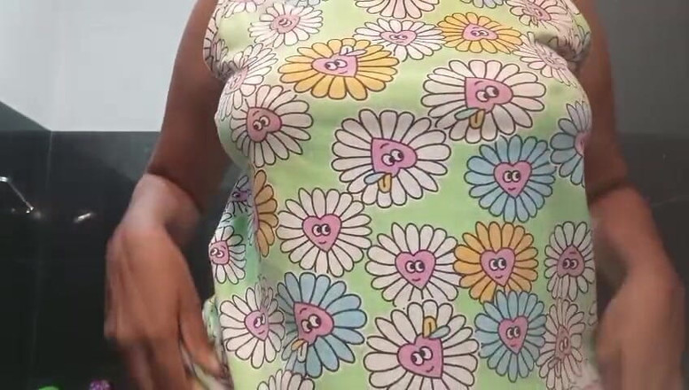 Anne White: Masturbace indické bhabhi