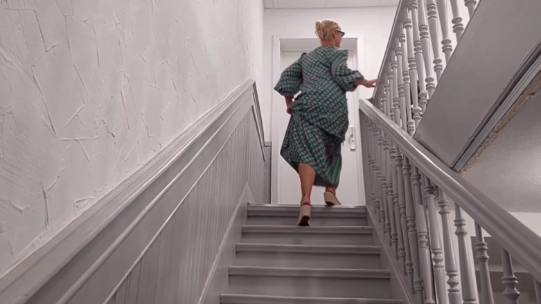 Selena701: Piękna blondynka amatorska żona lubi seks