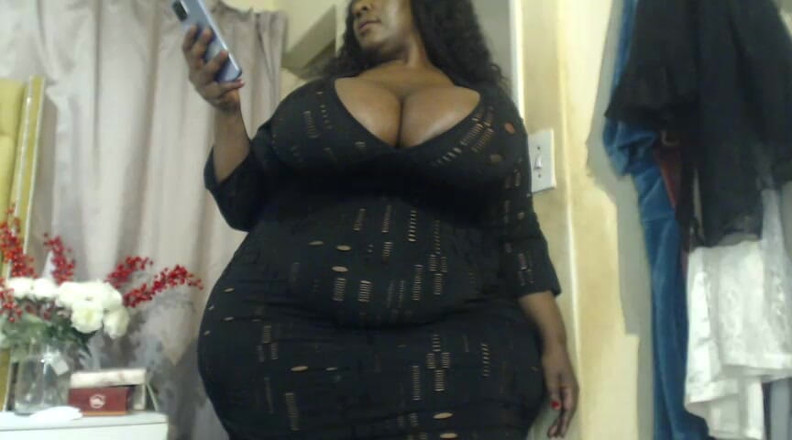 Legendary Booty Overdose: Rijpe bbw schudt haar dikke sappige