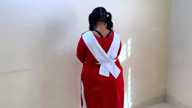 Aria Mia: Arabska gorąca dziewczyna z college'u idź do hotelu z nieznajomym...