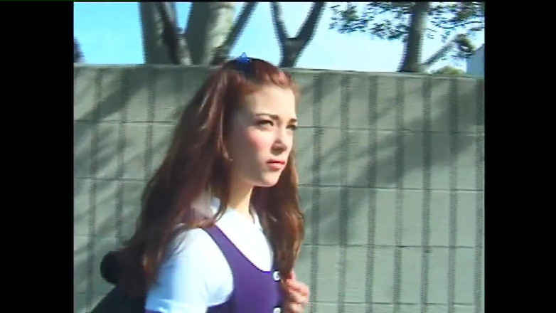 Heatwave Porn: Chrissy, a puta do campus, parte 1