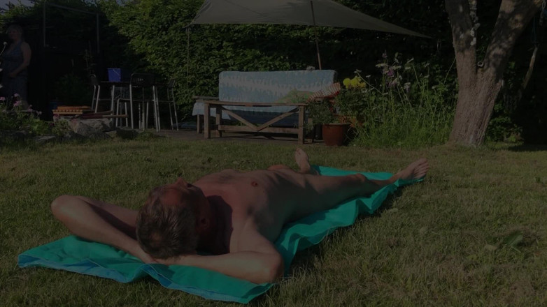 Hotwifekbh: Kencing isteri bertetek besar lelaki zakar.