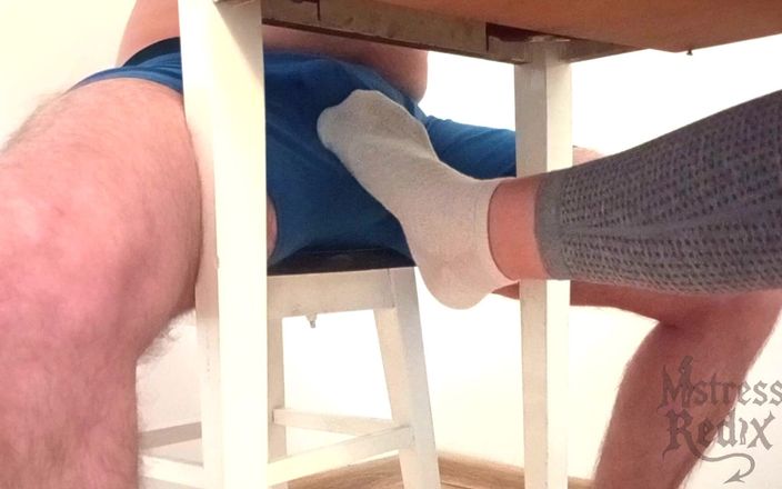 Mistress Redix: Sockjob &amp; Cực khoái bị hủy hoại dưới bàn