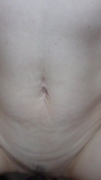 Seksi Fransız öğretmen Hope Fontaine fışkırtıyor ve öğrencinin büyük yarağına boşalıyor