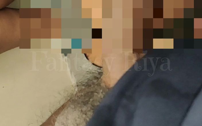 CheaterBoy: कॉलेज की छात्रा रिया प्रोफेसरों का बड़ा काला लंड लेती है