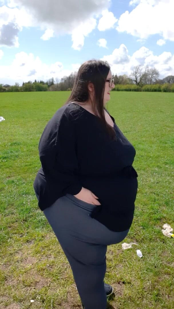 SSBBWLadyBrads: In der wildnis