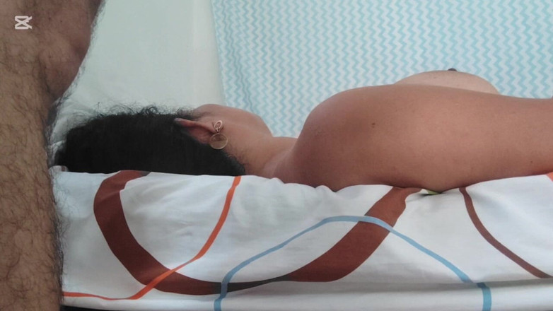 Valkyrieandluigy: Mooie vrouw diep in de keel